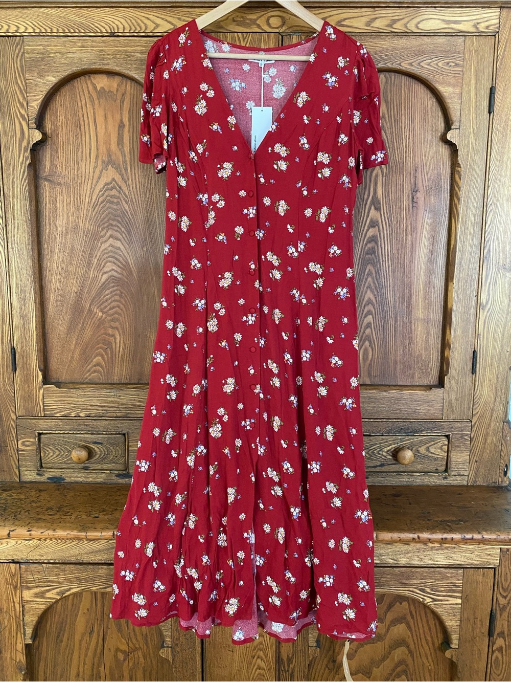 Reformation Locklin midi dress 10 M Cassia red daisy floral button front V neck